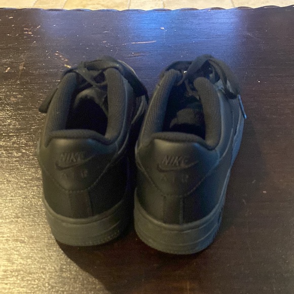 Air Force 1 black size 5 1/2 - Picture 4 of 6
